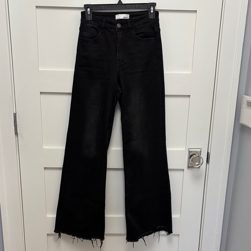Vervet Black High-Rise Wide Leg Jeans with Raw Hem-Size 26